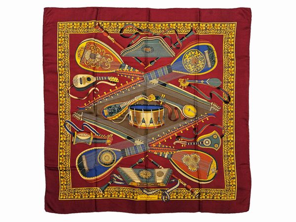 Salvatore Ferragamo - Foulard in seta  - Asta Vintagemania - Associazione Nazionale - Case d'Asta italiane