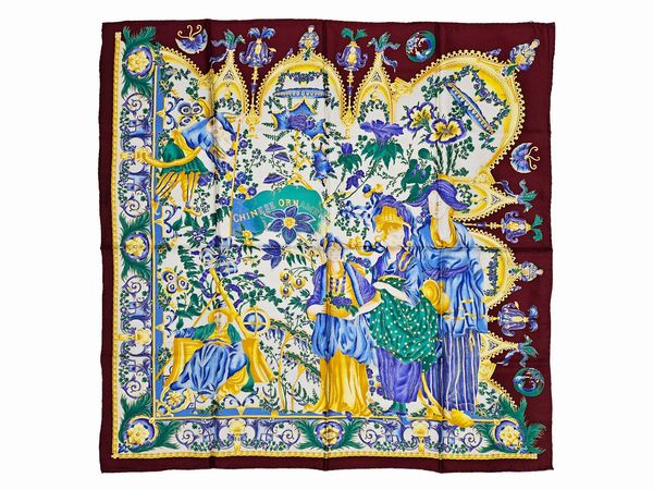 Versace Atelier - Foulard in seta Chinese Ornamwnts  - Asta Vintagemania - Associazione Nazionale - Case d'Asta italiane