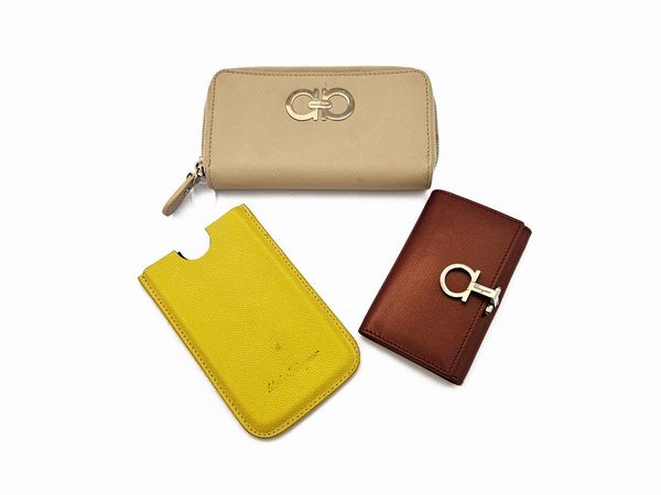 Salvatore Ferragamo - Lotto di accessori in pelle  - Asta Vintagemania - Associazione Nazionale - Case d'Asta italiane