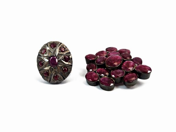 Spilla in argento 925 e grande anello con radici di rubino  - Asta Vintagemania - Associazione Nazionale - Case d'Asta italiane