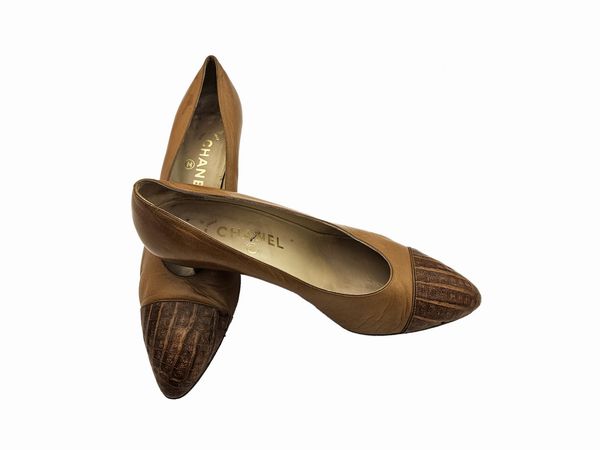 Chanel - Decollet in pelle cognac  - Asta Vintagemania - Associazione Nazionale - Case d'Asta italiane