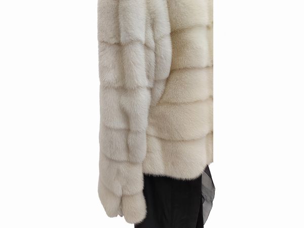 Giacchina in pelliccia di visone bianco  - Asta Vintagemania - Associazione Nazionale - Case d'Asta italiane