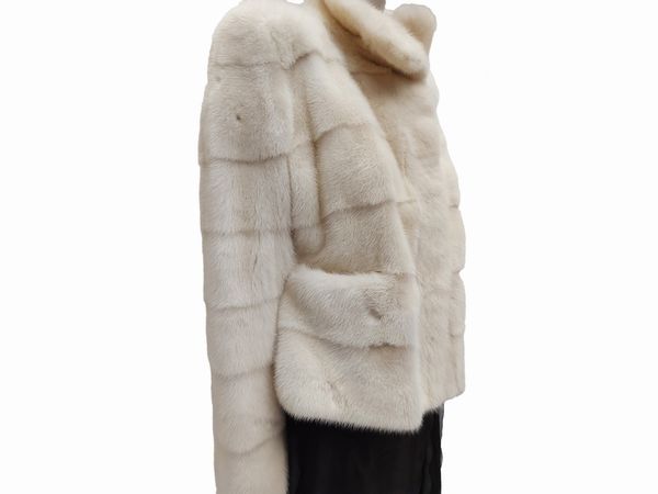 Giacchina in pelliccia di visone bianco  - Asta Vintagemania - Associazione Nazionale - Case d'Asta italiane