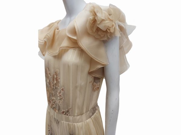 Abito sartoriale lungo in voile di seta pliss  - Asta Vintagemania - Associazione Nazionale - Case d'Asta italiane