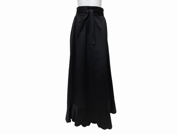 Gonna lunga da sera in raso nero con smerlo, Alta Moda Massetti, Firenze  - Asta Vintagemania - Associazione Nazionale - Case d'Asta italiane