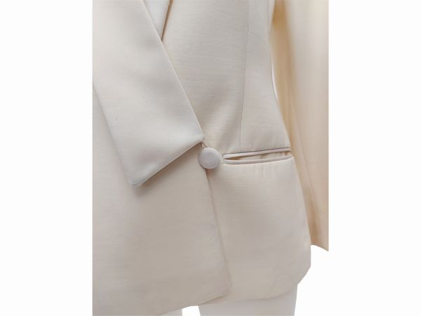 Cerruti 1881 Femme - Smoking in lana color panna  - Asta Vintagemania - Associazione Nazionale - Case d'Asta italiane