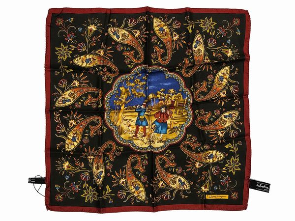 Lotto di tre carr in seta  - Asta Vintagemania - Associazione Nazionale - Case d'Asta italiane