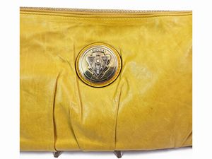 Gucci - Borsa a mano'Hysteria' in pelle gialla  - Asta Vintagemania - Associazione Nazionale - Case d'Asta italiane