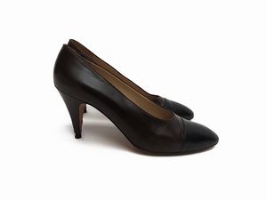 Chanel - Decollet in pelle bicolore marrone e nero  - Asta Vintagemania - Associazione Nazionale - Case d'Asta italiane