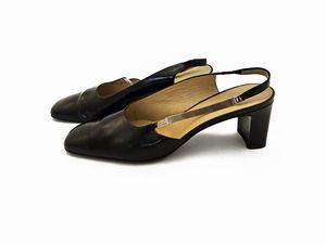 Gucci - Decolleté in vitello spazzolato nero  - Asta Vintagemania - Associazione Nazionale - Case d'Asta italiane