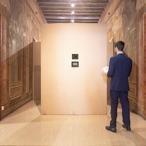 Scuola napoletana del XIX secolo : a) Veduta di Napoli da mare con barche di pescatori e velieri; b) 'ERUZIONE DEL 1804'  - Asta Dipinti del XIX e XX secolo - Associazione Nazionale - Case d'Asta italiane