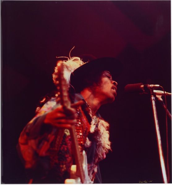 DAVID REDFERN : Jimi Hendrix  - Asta Photographs from important european collections - Associazione Nazionale - Case d'Asta italiane