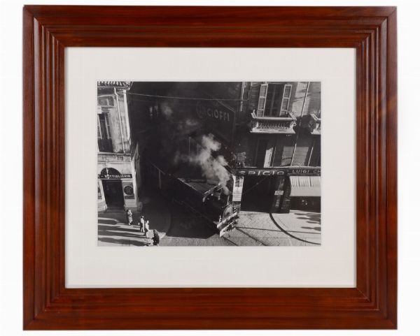 Mario de Biasi : Gamba de legno  - Asta Photographs from important european collections - Associazione Nazionale - Case d'Asta italiane