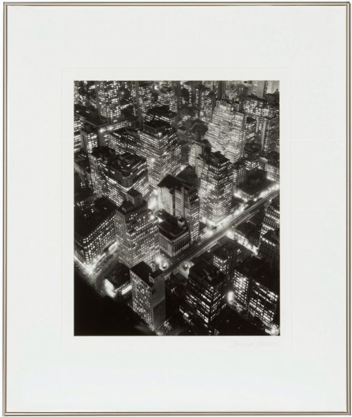BERENICE ABBOTT : New York at night  - Asta Photographs from important european collections - Associazione Nazionale - Case d'Asta italiane