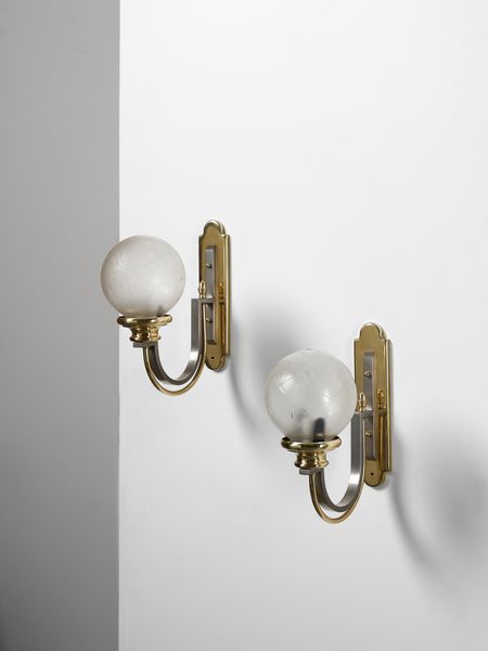 BANCI : Coppia di lampade da parete, Firenze  - Asta Asta 516 | DESIGN E ARTI DECORATIVE DEL NOVECENTO Online - Associazione Nazionale - Case d'Asta italiane