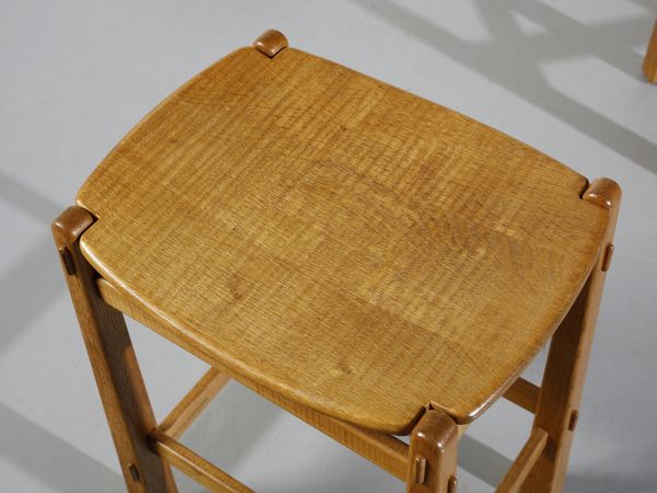 RIVADOSSI GIUSEPPE (n. 1935) : Quattro sgabelli mod. Pastorale Classico per Officina Rivadossi, Nave  - Asta Asta 516 | DESIGN E ARTI DECORATIVE DEL NOVECENTO Online - Associazione Nazionale - Case d'Asta italiane