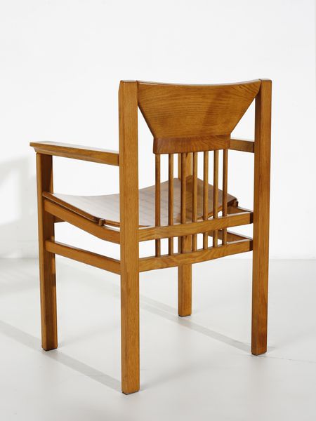 RIVADOSSI GIUSEPPE (n. 1935) : Otto sedie con braccioli mod. Medea per Officina Rivadossi, Nave  - Asta Asta 516 | DESIGN E ARTI DECORATIVE DEL NOVECENTO Online - Associazione Nazionale - Case d'Asta italiane