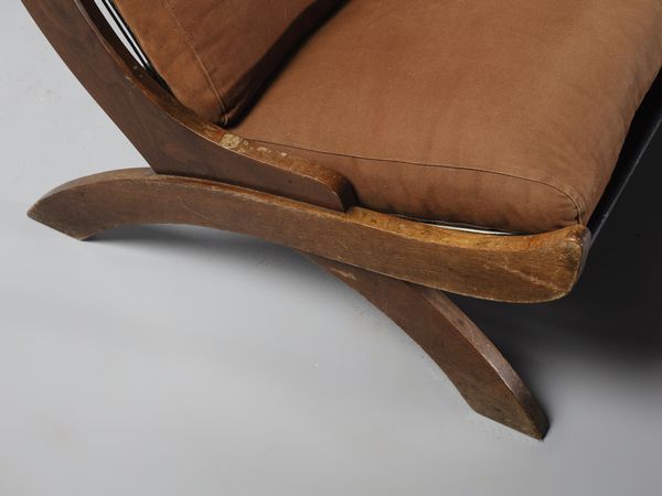 COMOLLI MARCO : Coppia di divani a due posti e poltrona mod. CP1 per ICF, Italia  - Asta Asta 516 | DESIGN E ARTI DECORATIVE DEL NOVECENTO Online - Associazione Nazionale - Case d'Asta italiane