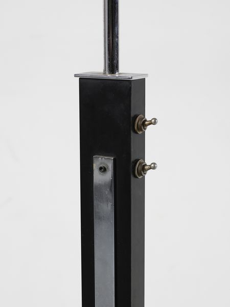 MANIFATTURA ITALIANA : Lampada da terra  - Asta Asta 516 | DESIGN E ARTI DECORATIVE DEL NOVECENTO Online - Associazione Nazionale - Case d'Asta italiane