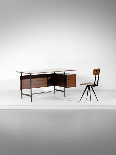 MANIFATTURA ITALIANA : Scrivania con sedia  - Asta Asta 516 | DESIGN E ARTI DECORATIVE DEL NOVECENTO Online - Associazione Nazionale - Case d'Asta italiane