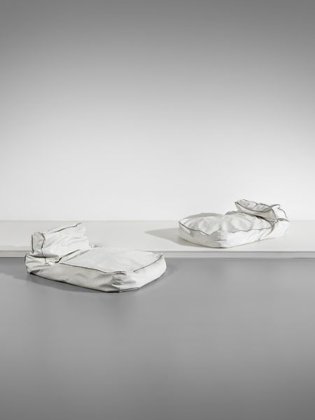 ALBERTO LIEVORE (1948), JEANNETTE ALTHER (1965) & MANEL MOLINA (1963) : Coppia di poltrone mod. Zoe XL per Verzelloni, Italia  - Asta Asta 516 | DESIGN E ARTI DECORATIVE DEL NOVECENTO Online - Associazione Nazionale - Case d'Asta italiane