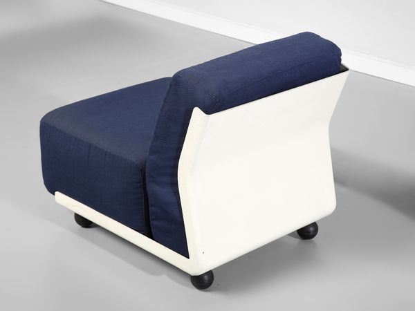 BELLINI MARIO (n. 1935) : Dodici poltrone mod. Amanta per C&B Italia  - Asta Asta 516 | DESIGN E ARTI DECORATIVE DEL NOVECENTO Online - Associazione Nazionale - Case d'Asta italiane