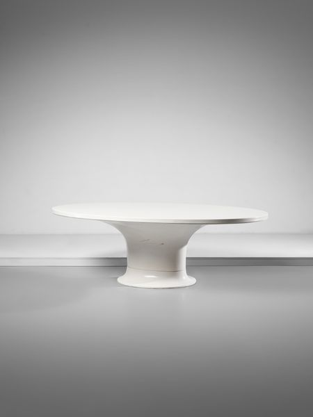IGNAZIO GARDELLA, ANNA CASTELLI FERRIERI : Grande tavolo mod. K4997 per Kartell, Milano  - Asta Asta 516 | DESIGN E ARTI DECORATIVE DEL NOVECENTO Online - Associazione Nazionale - Case d'Asta italiane