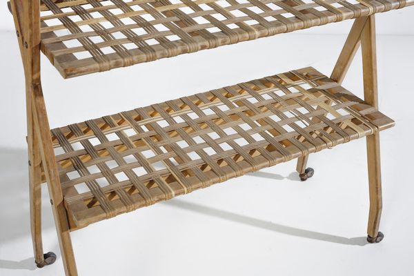 BUFFA PAOLO (1903 - 1970) : Etagere su ruote a tre ripiani esecuzione Serafino Arrighi, Cant o Mariano Comense  - Asta Asta 516 | DESIGN E ARTI DECORATIVE DEL NOVECENTO Online - Associazione Nazionale - Case d'Asta italiane