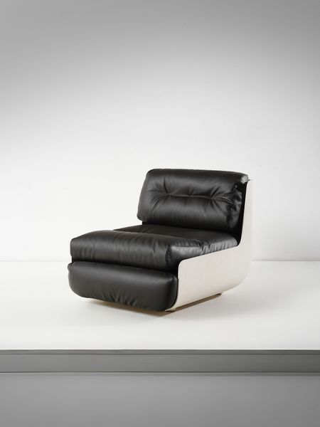 RODOLFO BONETTO (1929-1991) & GIOTTO STOPPINO (1926-2011) : Poltrona monoscocca mod. Bossa per Tarlisio, Italia  - Asta Asta 516 | DESIGN E ARTI DECORATIVE DEL NOVECENTO Online - Associazione Nazionale - Case d'Asta italiane