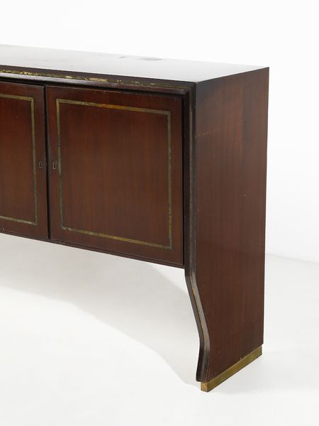 BEGA MELCHIORRE (1898 - 1976) : Credenza a quattro ante  - Asta Asta 516 | DESIGN E ARTI DECORATIVE DEL NOVECENTO Online - Associazione Nazionale - Case d'Asta italiane