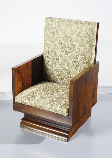 ATELIER BORSANI : attribuito. Coppia di poltrone e un poggiapiedi dco, Varedo  - Asta Asta 516 | DESIGN E ARTI DECORATIVE DEL NOVECENTO Online - Associazione Nazionale - Case d'Asta italiane