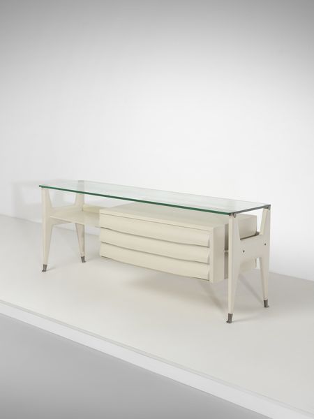 DASSI MOBILI MODERNI : attribuito. Com a tre cassetti, Lissone  - Asta Asta 516 | DESIGN E ARTI DECORATIVE DEL NOVECENTO Online - Associazione Nazionale - Case d'Asta italiane