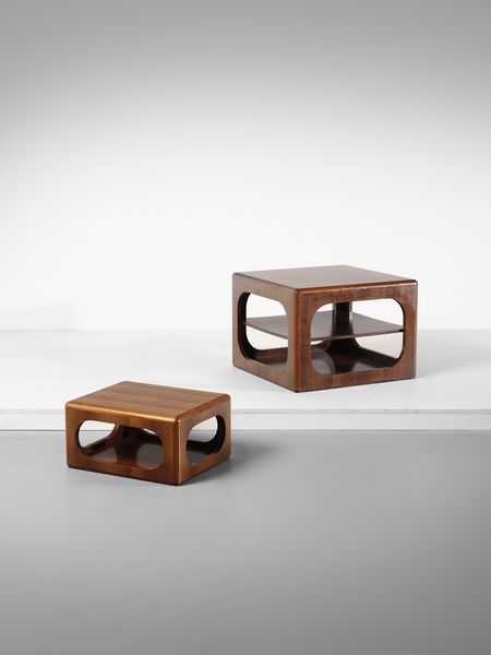 MOBILGIRGI : attribuito. Due tavoli da salotto  - Asta Asta 516 | DESIGN E ARTI DECORATIVE DEL NOVECENTO Online - Associazione Nazionale - Case d'Asta italiane