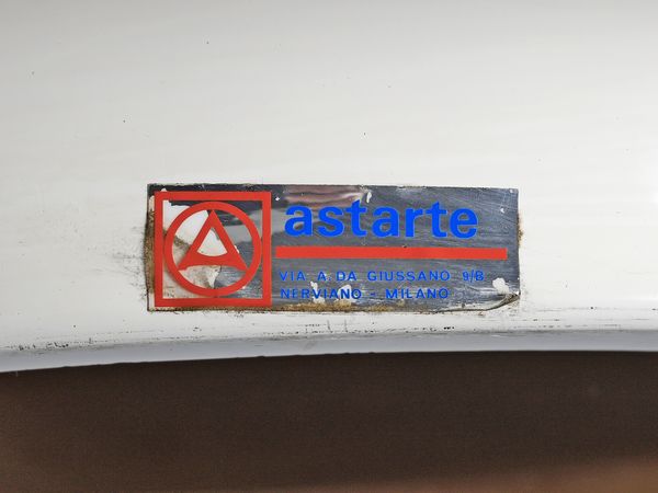 ASTARTE : Tavolo da salotto, Milano  - Asta Asta 516 | DESIGN E ARTI DECORATIVE DEL NOVECENTO Online - Associazione Nazionale - Case d'Asta italiane