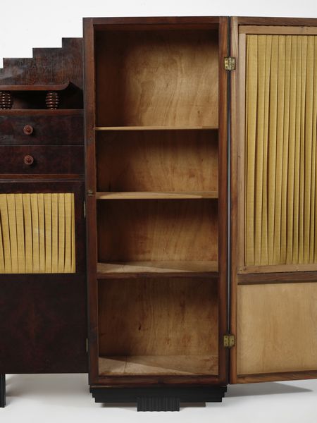 MANIFATTURA ITALIANA : Mobile da soggiorno dco a due ante, due cassetti e alzatina  - Asta Asta 516 | DESIGN E ARTI DECORATIVE DEL NOVECENTO Online - Associazione Nazionale - Case d'Asta italiane