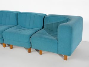 AGNOLI TITO (1931 - 2012) : Divano modulare della serie 9000 per Arlfex, Milano (6 moduli)  - Asta Asta 516 | DESIGN E ARTI DECORATIVE DEL NOVECENTO Online - Associazione Nazionale - Case d'Asta italiane