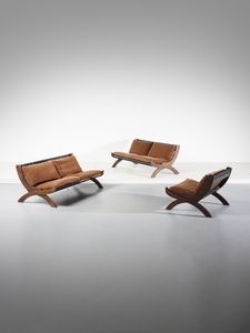 COMOLLI MARCO : Coppia di divani a due posti e poltrona mod. CP1 per ICF, Italia  - Asta Asta 516 | DESIGN E ARTI DECORATIVE DEL NOVECENTO Online - Associazione Nazionale - Case d'Asta italiane