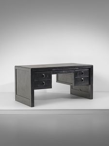 MANIFATTURA ITALIANA - Scrivania da centro con cassetti laterali e cassettino centrale
