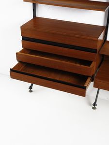 PARISI ICO (1916 - 1996) : Libreria componibile a tre campate M5 della serie Urio a dieci ripiani, stipo a giorno, cassettiera a quattro cassetti e scrittoio a due cassettini sottopiano, esecuzione M.I.M., Roma  - Asta Asta 516 | DESIGN E ARTI DECORATIVE DEL NOVECENTO Online - Associazione Nazionale - Case d'Asta italiane