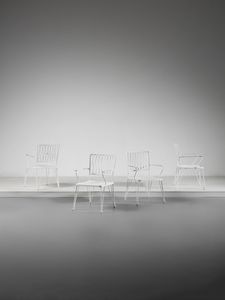 CASA E GIARDINO : Quattro sedie con braccioli  - Asta Asta 516 | DESIGN E ARTI DECORATIVE DEL NOVECENTO Online - Associazione Nazionale - Case d'Asta italiane