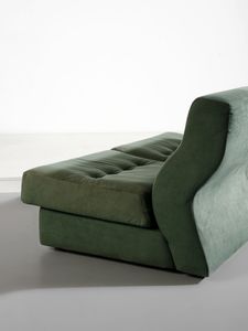 MANIFATTURA ITALIANA : Due divani a due e tre posti  - Asta Asta 516 | DESIGN E ARTI DECORATIVE DEL NOVECENTO Online - Associazione Nazionale - Case d'Asta italiane