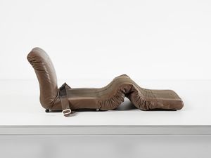SARTORI FRANZ T. (1927 - 2000) : attribuito. Poltrona/chaise longue su ruote  - Asta Asta 516 | DESIGN E ARTI DECORATIVE DEL NOVECENTO Online - Associazione Nazionale - Case d'Asta italiane