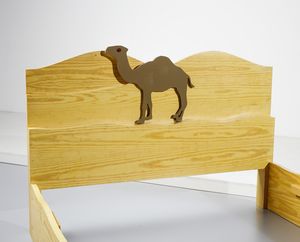 DE POLI FABIO (n. 1947) : Letto matrimoniale Camel per Giovannetti, Pistoia  - Asta Asta 516 | DESIGN E ARTI DECORATIVE DEL NOVECENTO Online - Associazione Nazionale - Case d'Asta italiane