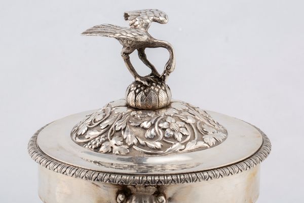 Caffettiera e zuccheriera  - Asta Argenti Antichi e da Collezione - Associazione Nazionale - Case d'Asta italiane