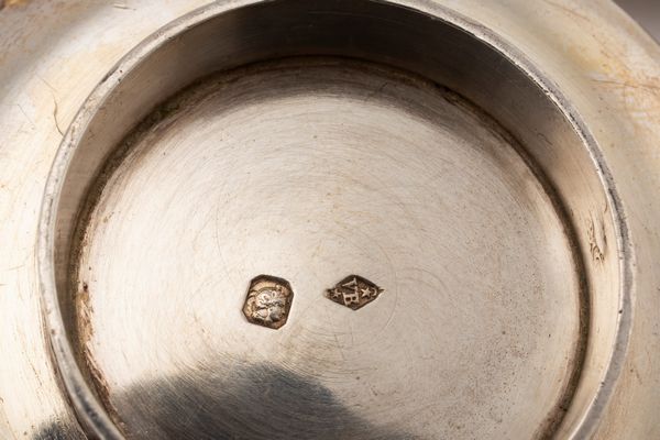 Gruppo di sei oggetti  - Asta Argenti Antichi e da Collezione - Associazione Nazionale - Case d'Asta italiane