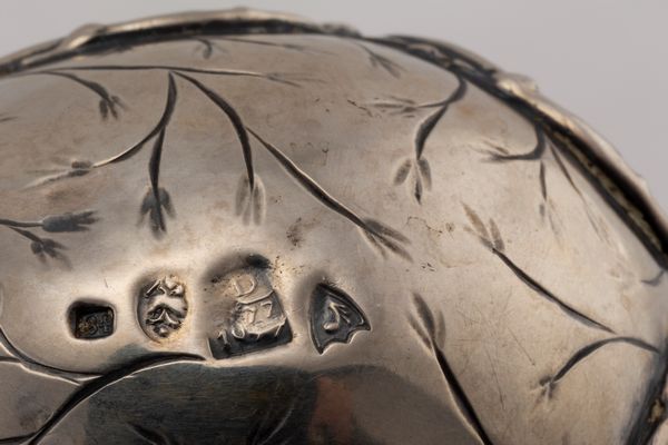 Cinque uova  - Asta Argenti Antichi e da Collezione - Associazione Nazionale - Case d'Asta italiane