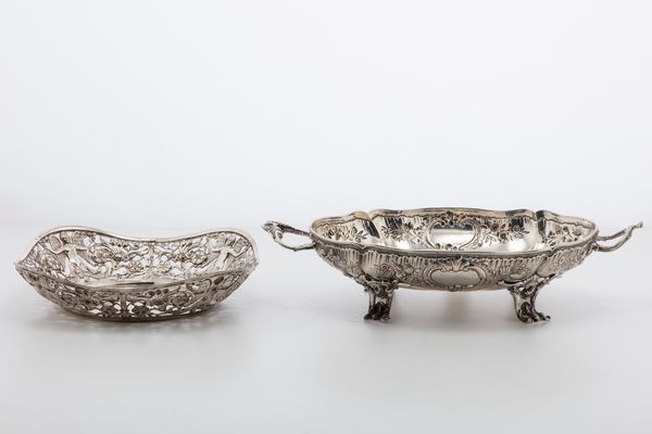 Due centrotavola  - Asta Argenti Antichi e da Collezione - Associazione Nazionale - Case d'Asta italiane