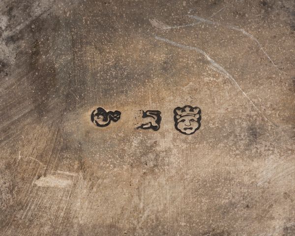 Gruppo di sei oggetti  - Asta Argenti Antichi e da Collezione - Associazione Nazionale - Case d'Asta italiane