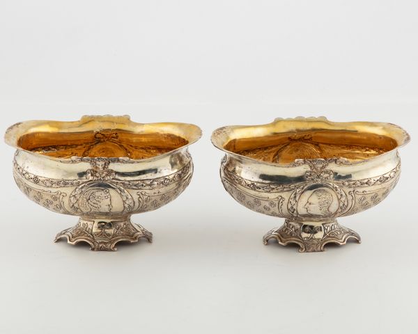 Coppia di ciotole  - Asta Argenti Antichi e da Collezione - Associazione Nazionale - Case d'Asta italiane