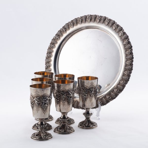 Sei calici con vassoio  - Asta Argenti Antichi e da Collezione - Associazione Nazionale - Case d'Asta italiane
